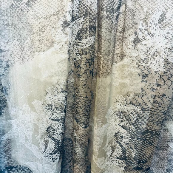 NWT Handmade Artistic Scarf by Sana – Abstract Neutral Design - Picture 6 of 16